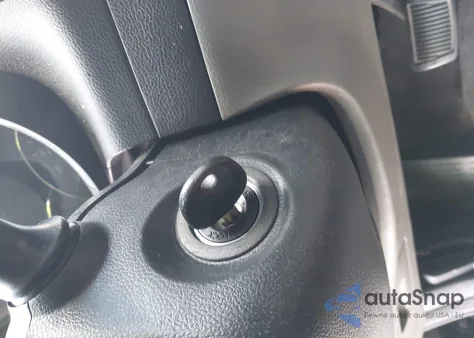 2015 Kia Forte Lx z USA, uszkodzony, nr VIN KNAFK4A68F5418622